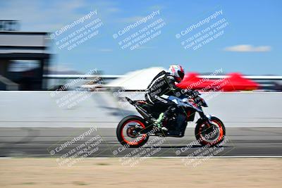 media/Mar-25-2024-Moto Forza (Mon) [[8d4319bd68]]/2-Advanced Group/Session 4 Front Straight Speed Pans/